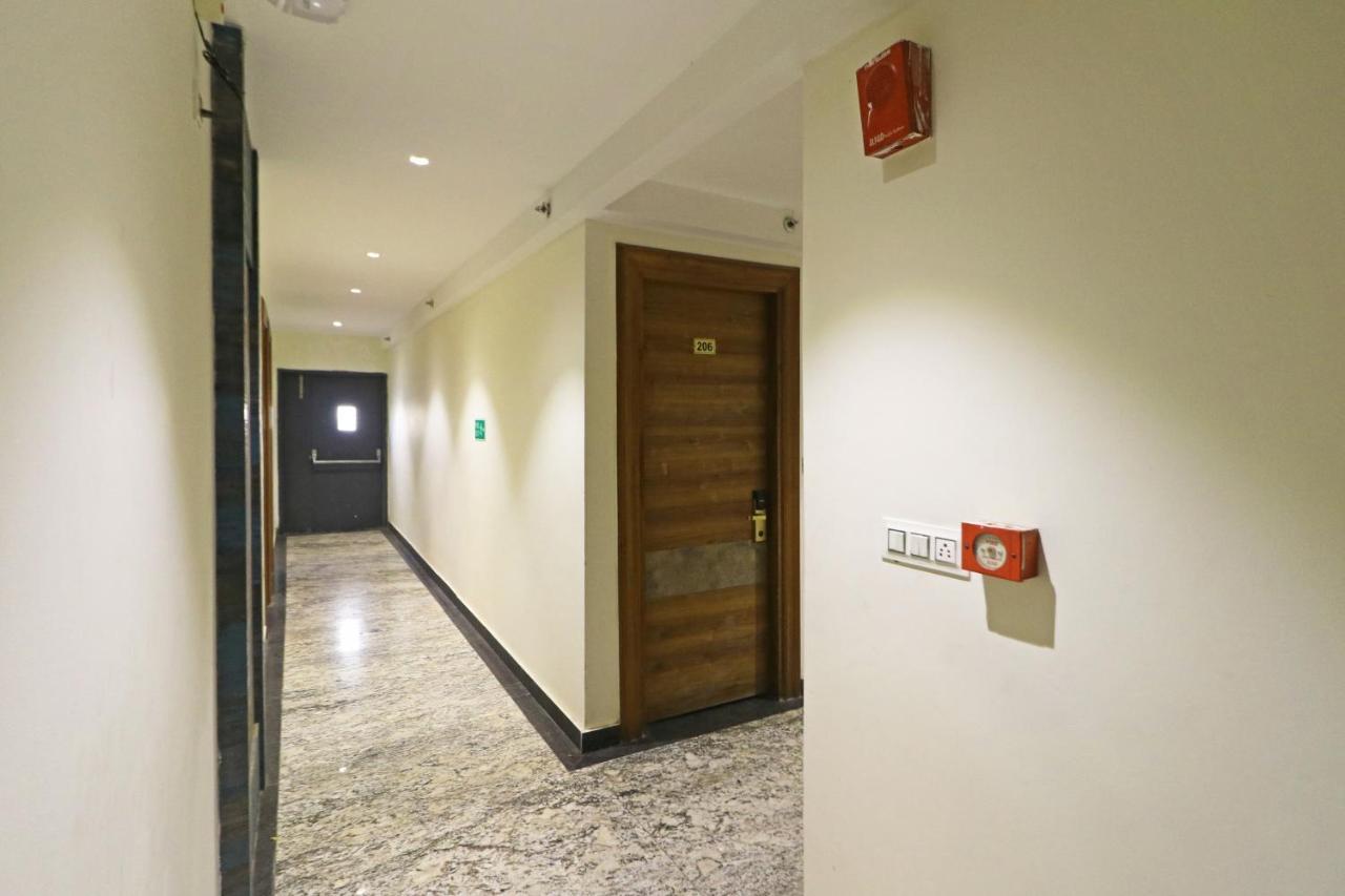 The Ivy Grand In Centre With Free Secured Parking Hotel 4*