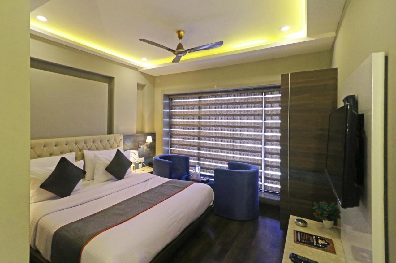 The Ivy Grand In Centre With Free Secured Parking Hotel 4*