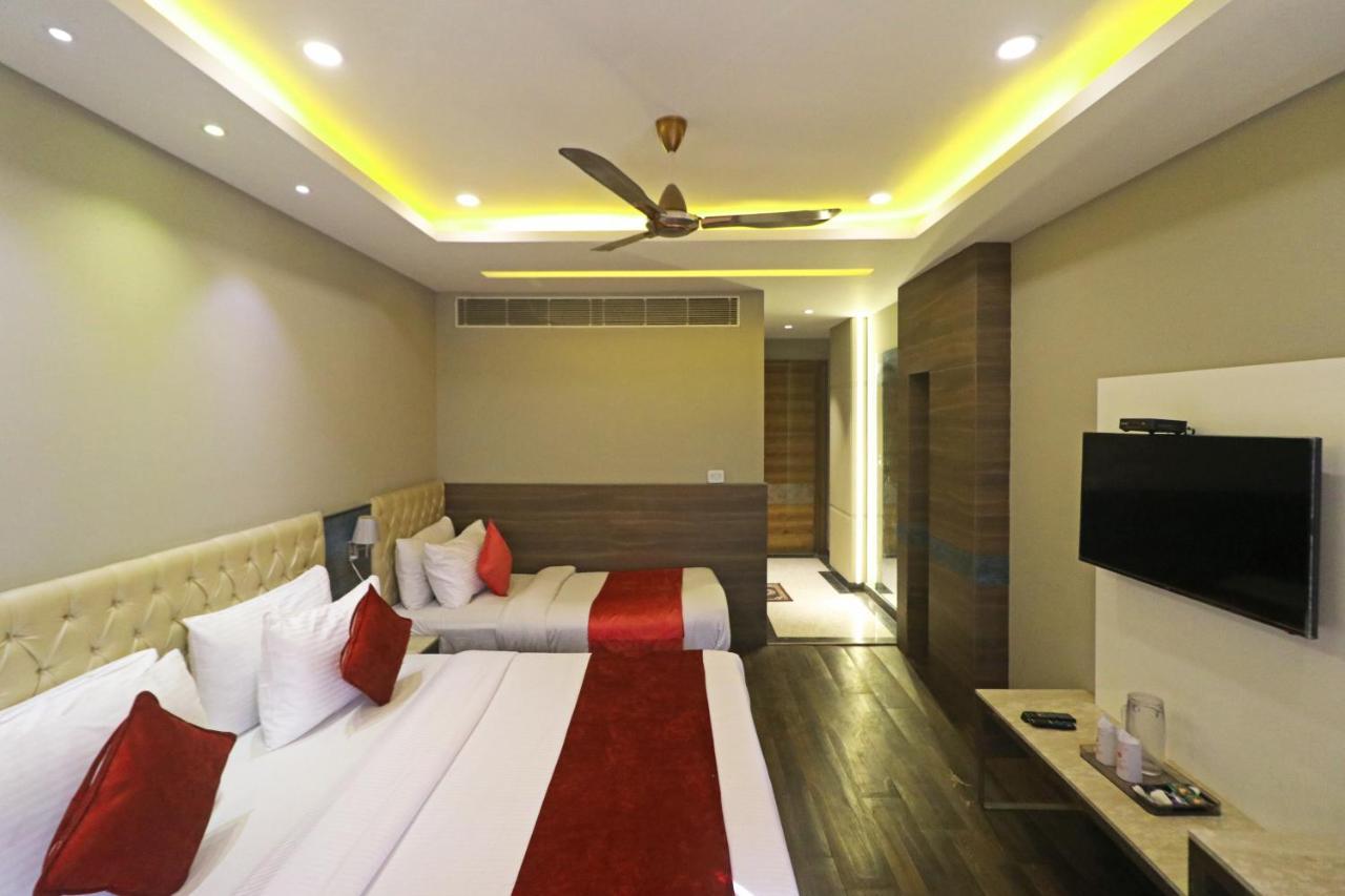 The Ivy Grand In Centre With Free Secured Parking Hotel 4*